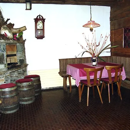 Πανσιόν Schoenblick Saas-Grund