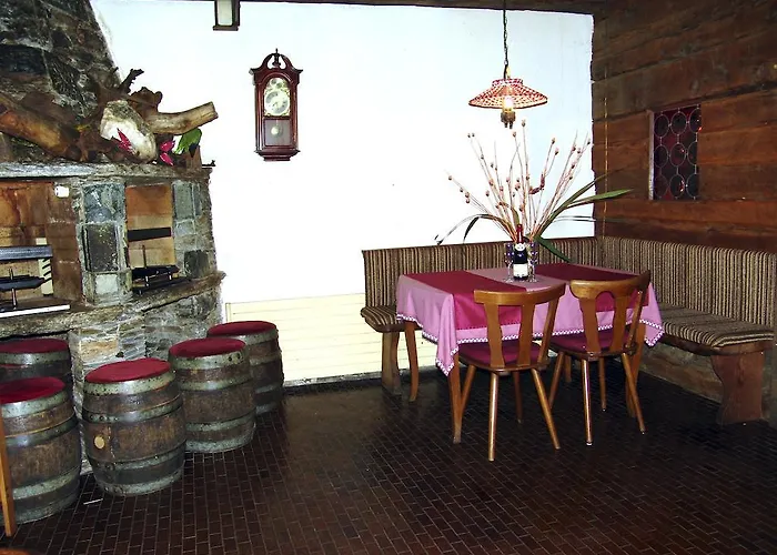 Pensión Schoenblick Saas-Grund